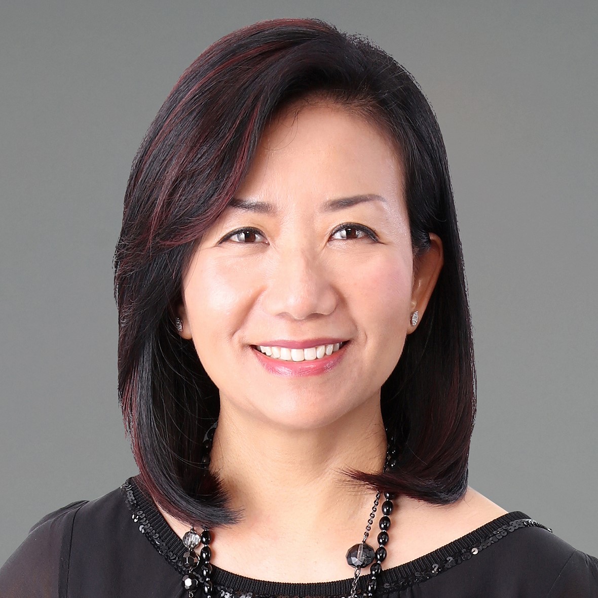 Ms Zoe Lau
