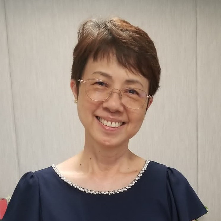 Vivian Au女士