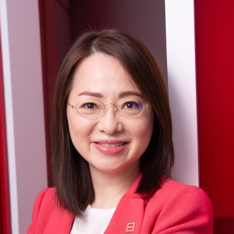 Ms Jennifer Tan